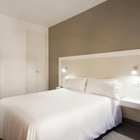 Hospedium H Cabo Sport