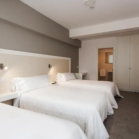 Hospedium H Cabo Sport 菲尼斯特雷