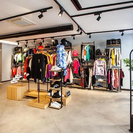 Hospedium H Cabo Sport 招待所 3*