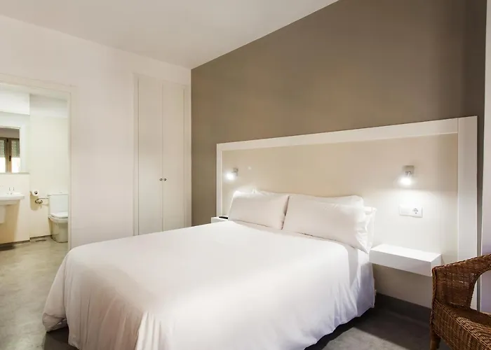 Hospedium H Cabo Sport