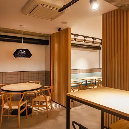 Hospedium H Cabo Sport Pensión