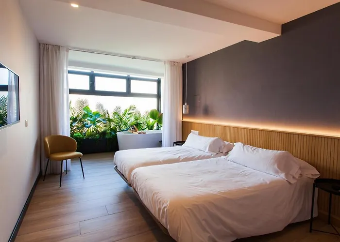 Hospedium H Cabo Sport Pensión 3*